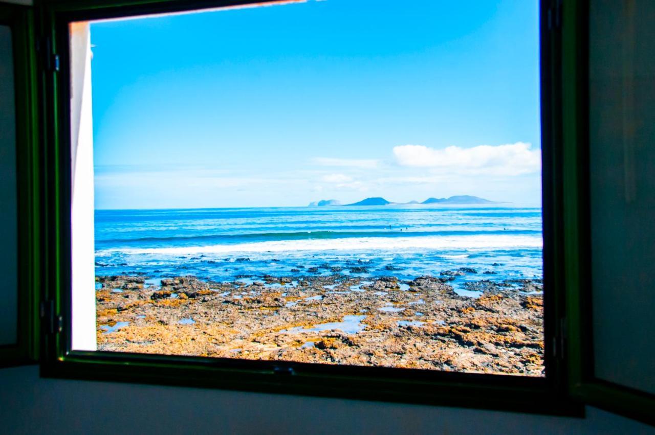 Arena Y El Mar Apartment Famara Bagian luar foto
